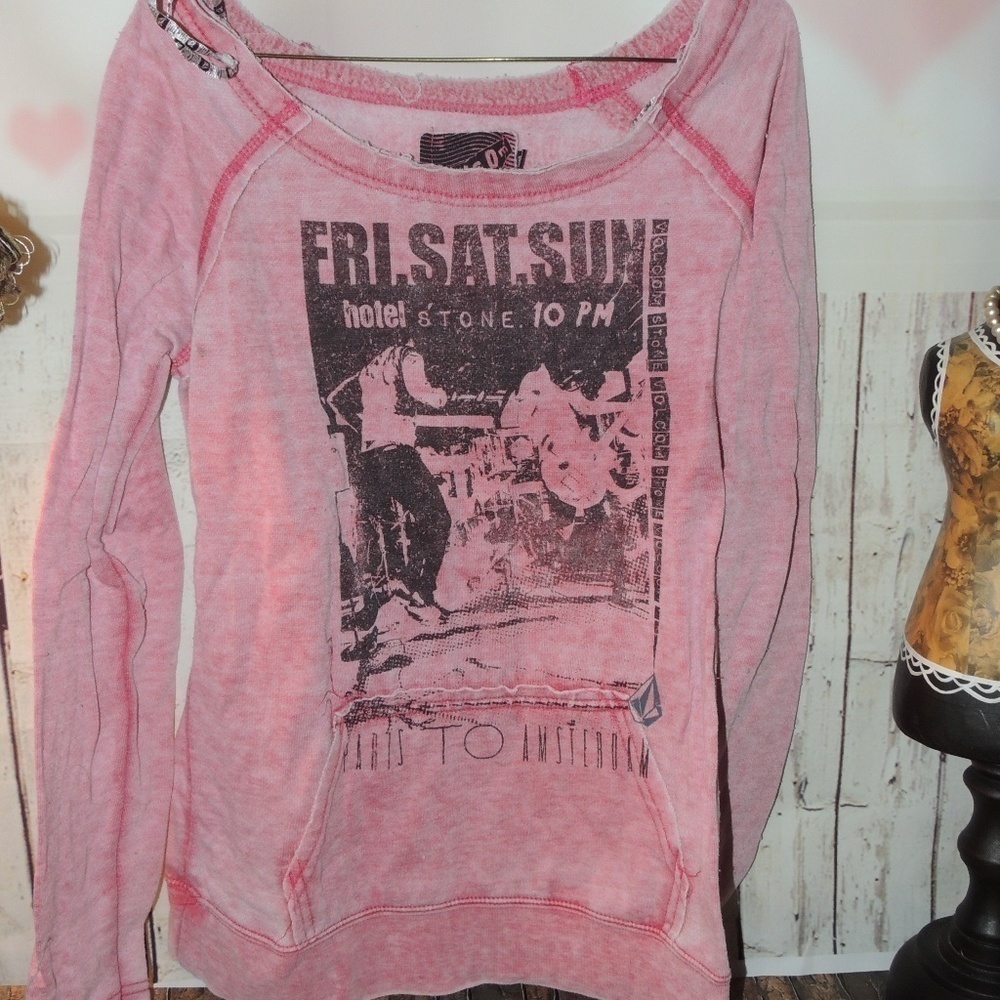 Volcom sweatshirt sz small pink